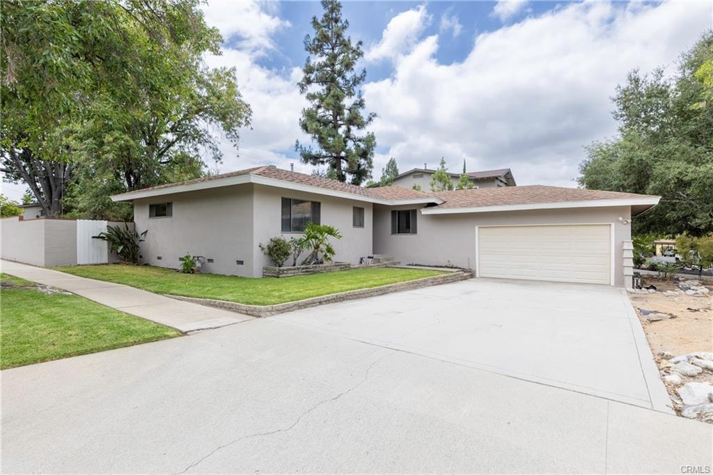 3026 Lansbury Avenue, Claremont
